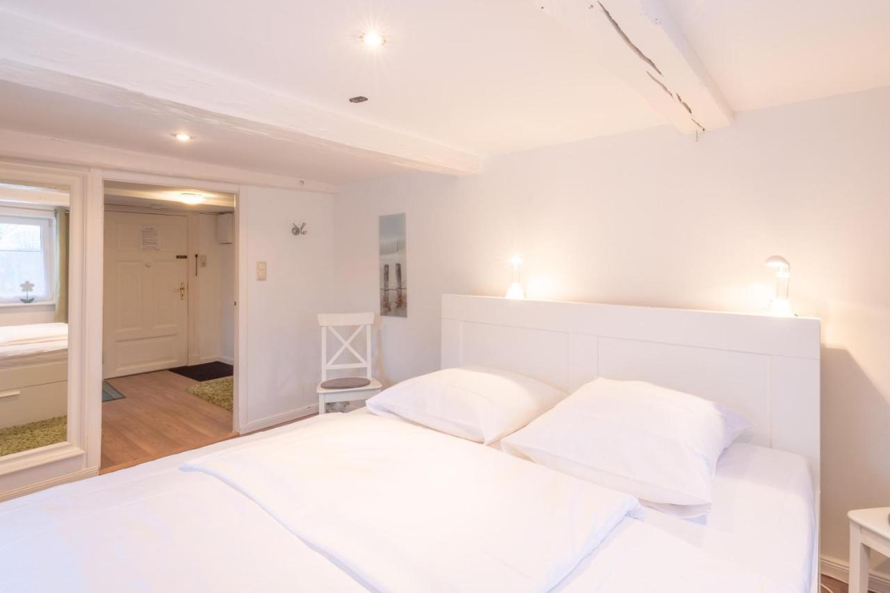 Apartmenthaus Toenning Kleine Kajuete エクステリア 写真